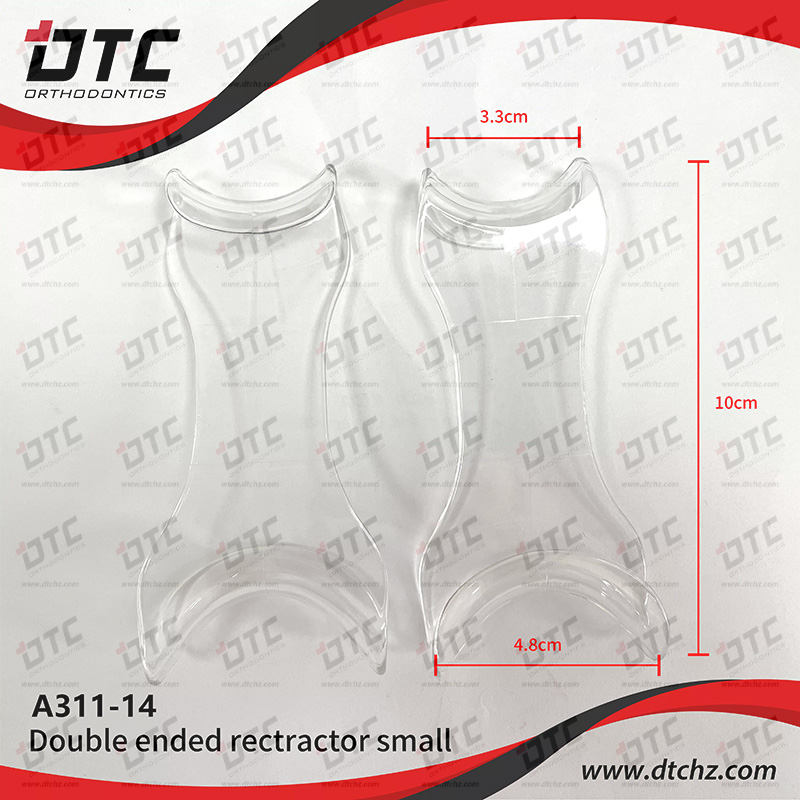 Cheek Retractor