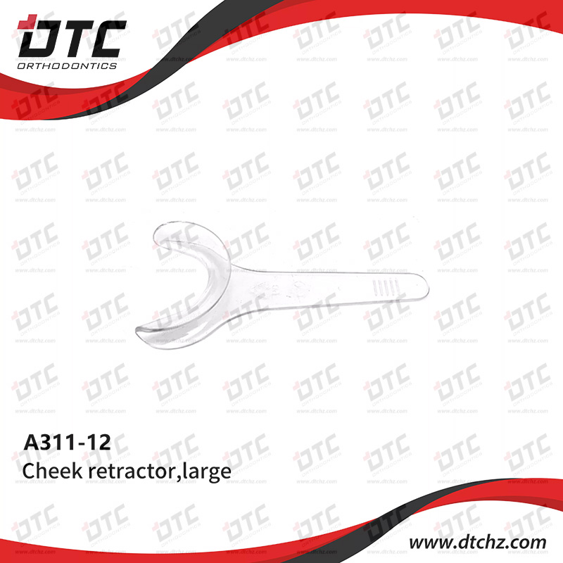 Cheek Retractor